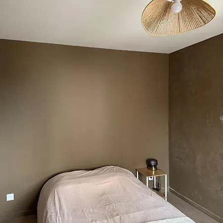 Maison Avec Terrasse Et Balcon - 2 - Proche Clermont-ferrand Holiday home Saint-Beauzire (Puy-de-Dome)